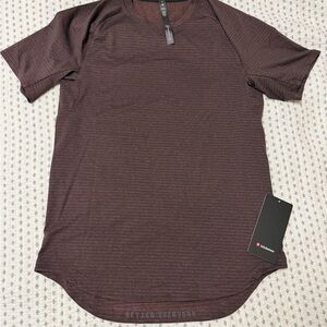 lululemon athletica Maroon short sleeve
